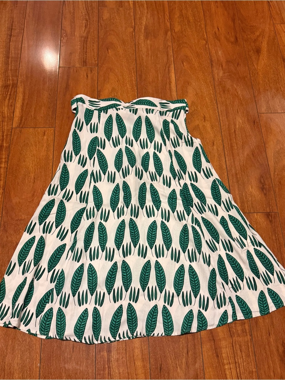 PEPALOVES Green Leaf Print A-Line Skirt - Women - Picture 2 of 8
